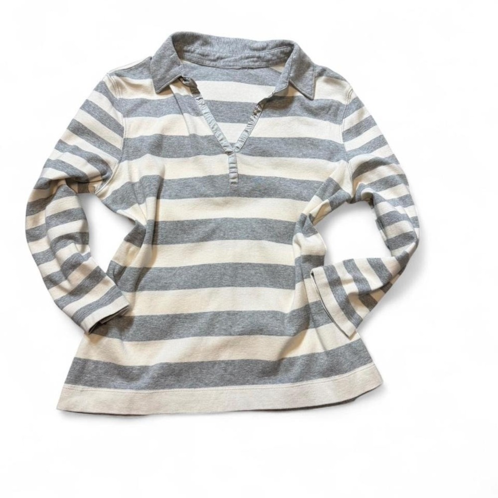Vintage Gray and‎ White Striped Top